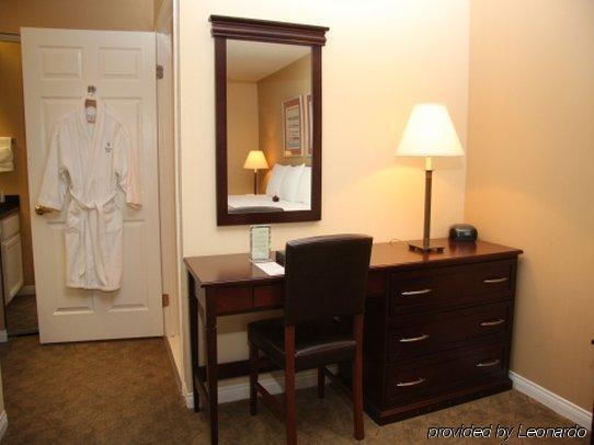 Hyatt House Cypress / Anaheim Hotel Room photo