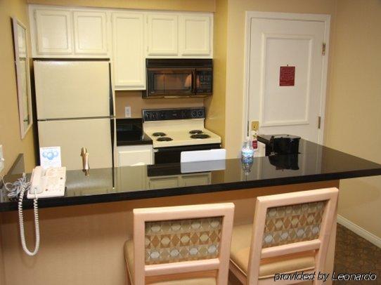 Hyatt House Cypress / Anaheim Hotel Room photo