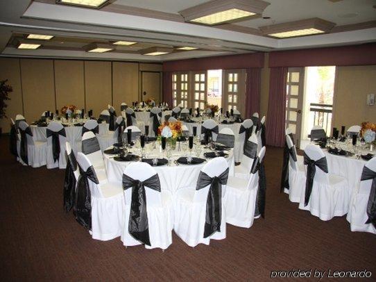 Hyatt House Cypress / Anaheim Hotel Restaurant photo